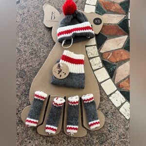 Dog hat, scarf, & leg warmers Ellen Degeneres Sock Monkey Design XS